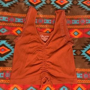Crop top